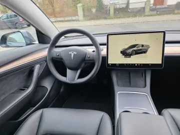TESLA Model 3 Long Range Dual AWD Ryzen! SoH 94%! AHK!