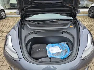 TESLA Model 3 Long Range Dual AWD Ryzen! SoH 94%! AHK!