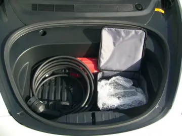 TESLA Model 3 Long Range AWD Allrad ACC Navi Kamera