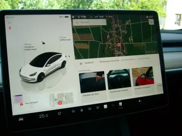 TESLA Model 3 Long Range AWD Allrad ACC Navi Kamera