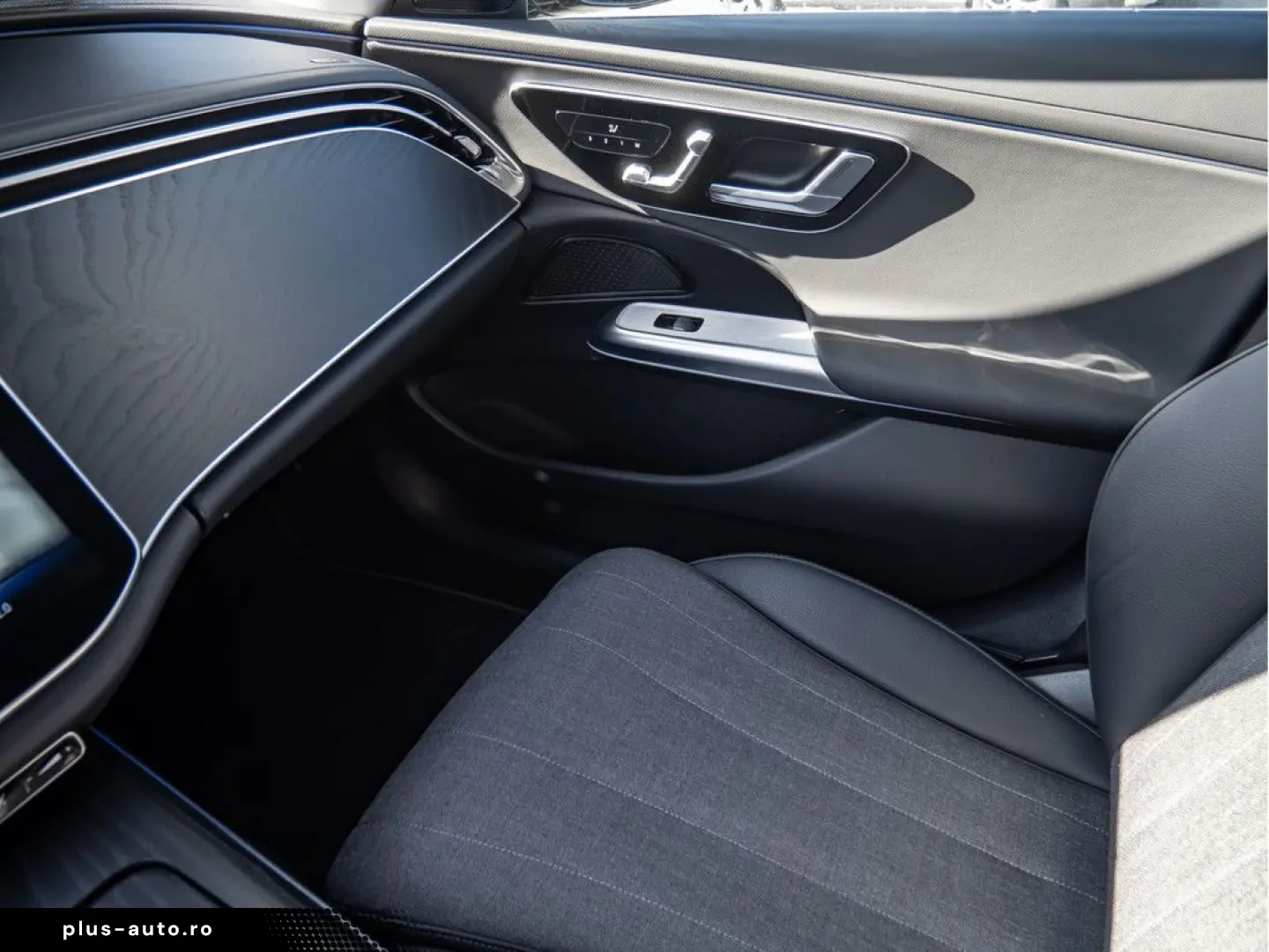 MERCEDES-BENZ E 300 e