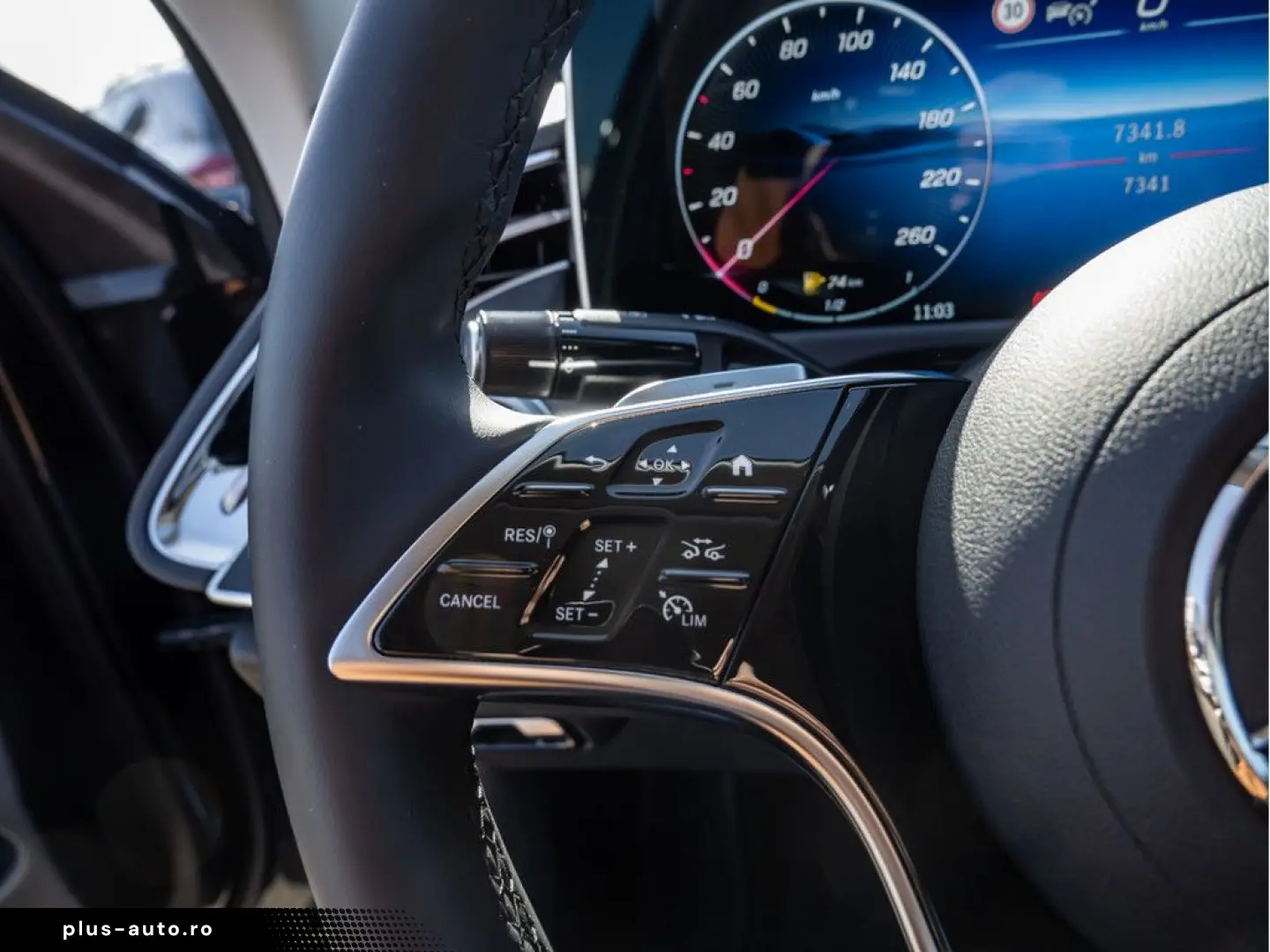 MERCEDES-BENZ E 300 e