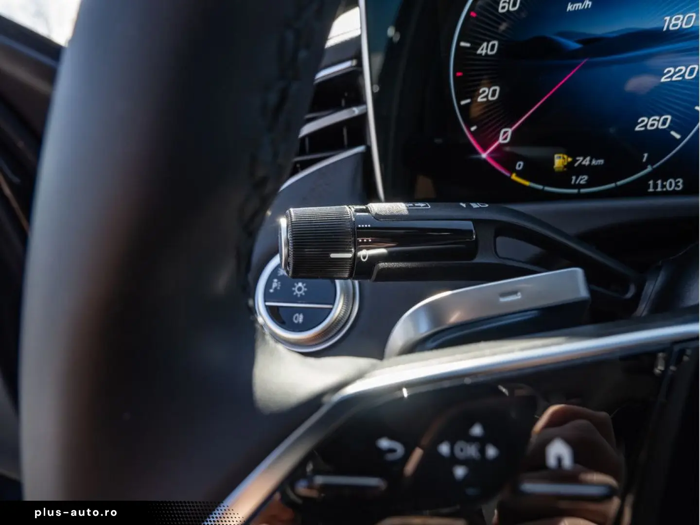 MERCEDES-BENZ E 300 e