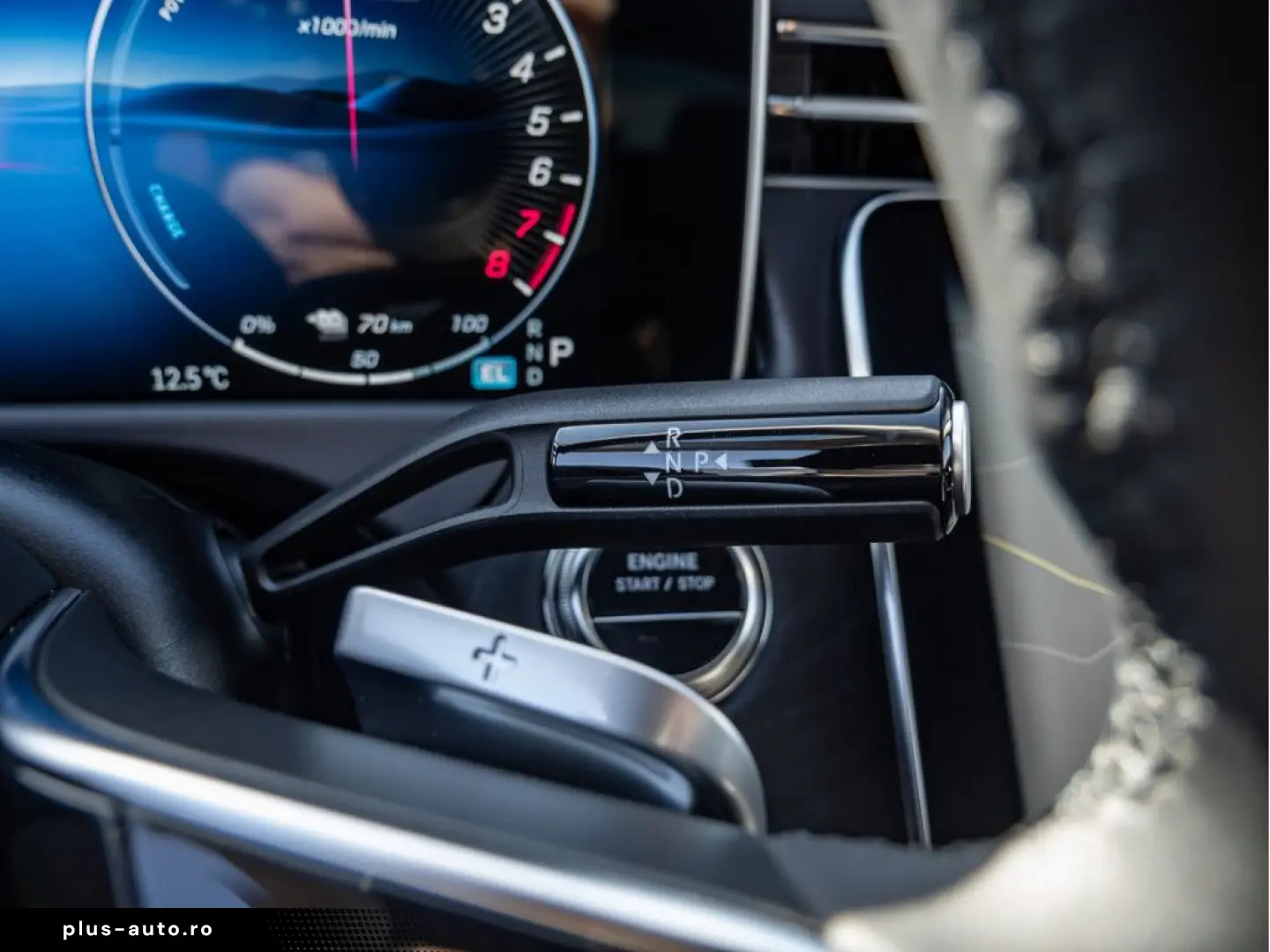 MERCEDES-BENZ E 300 e