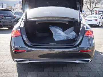 MERCEDES-BENZ E 300 e