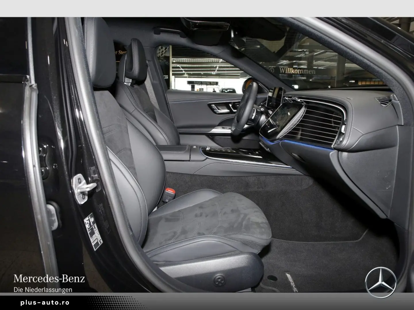 MERCEDES-BENZ E 300 e 4M AMG Advanced