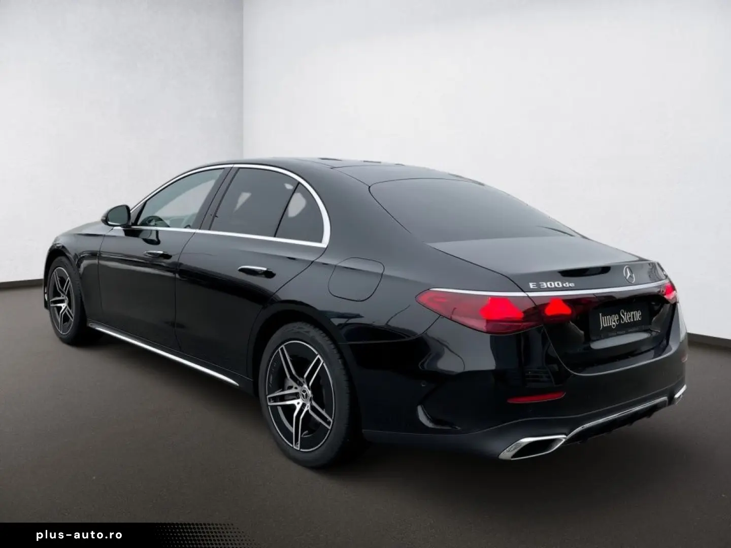 MERCEDES-BENZ E 300 de 4M AMG