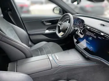 MERCEDES-BENZ E 300 de 4M AMG