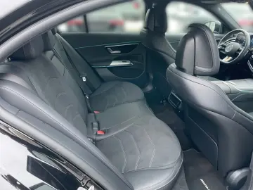 MERCEDES-BENZ E 300 de 4M AMG