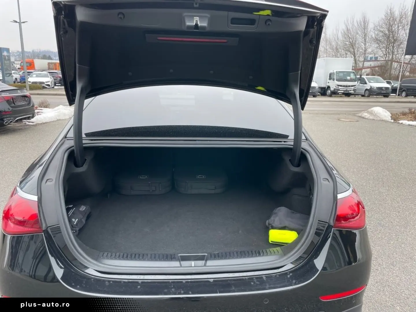 MERCEDES-BENZ E 300 de 4M AMG