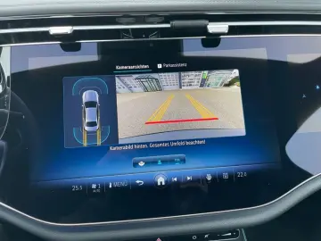 MERCEDES-BENZ E 300 de 4M AMG