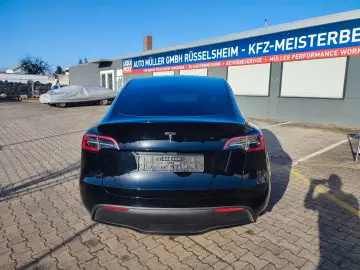 TESLA Model Y Long Range Dual AWD SOH 95 9%