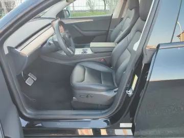 TESLA Model Y Long Range Dual AWD SOH 95 9%