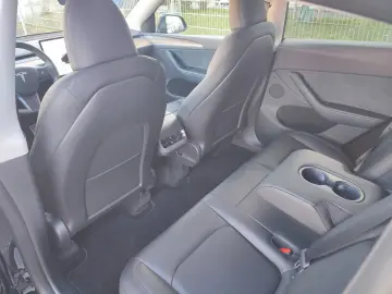 TESLA Model Y Long Range Dual AWD SOH 95 9%