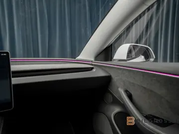 TESLA Model 3 Long Range Dual AWD Autopilot Heatpump