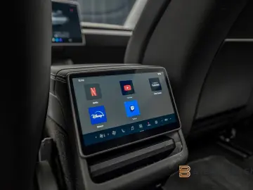 TESLA Model 3 Long Range Dual AWD Autopilot Heatpump