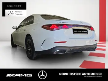 MERCEDES-BENZ E 300 e 4M