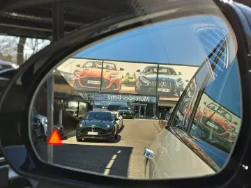 MERCEDES-BENZ E 300 e 4M