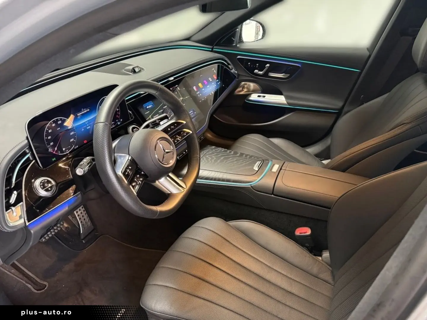 MERCEDES-BENZ E 300 e 4M AMG