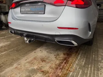 MERCEDES-BENZ E 300 e 4M AMG