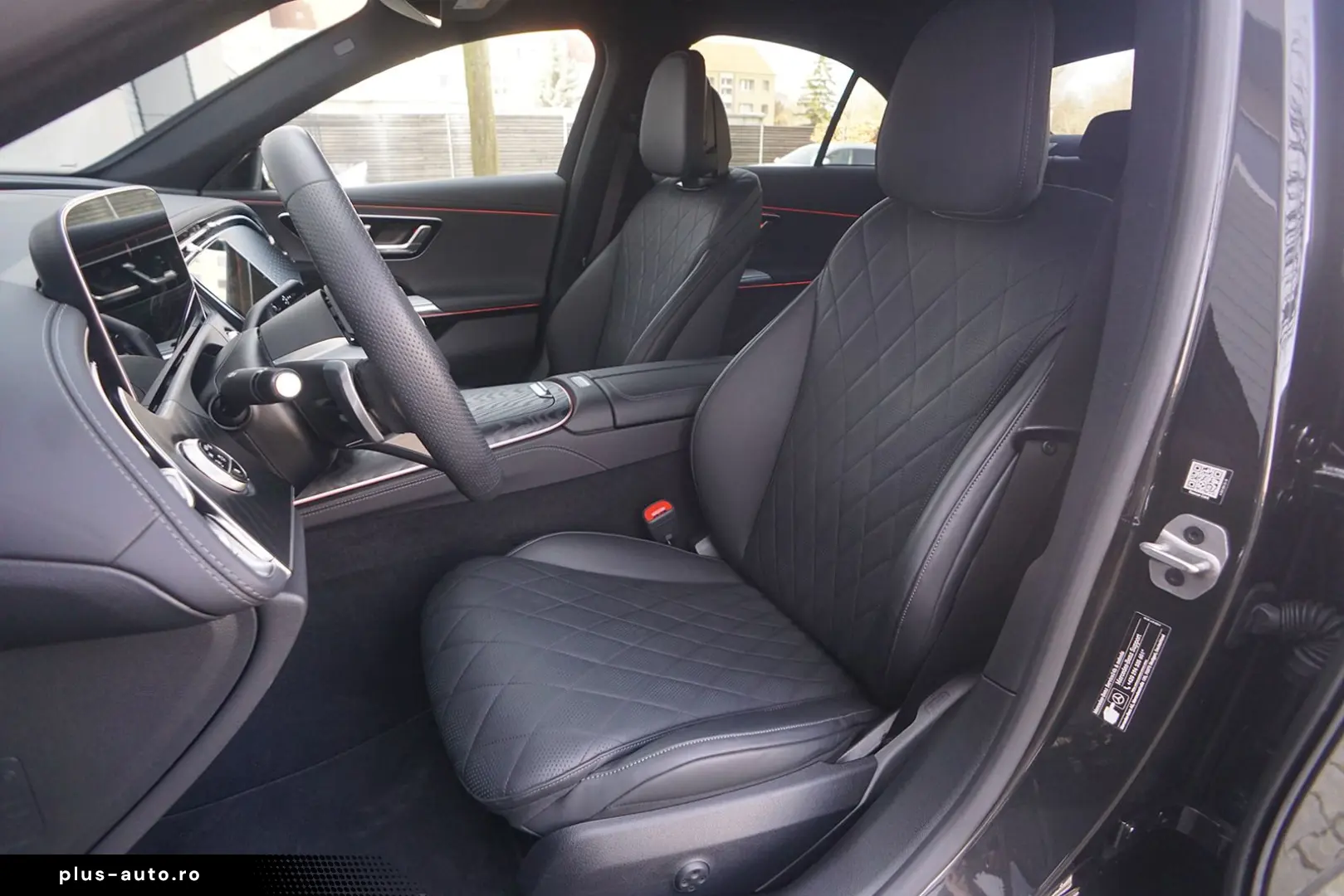 MERCEDES-BENZ E 300 de 4MATIC AMG