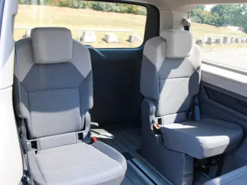 VW T7 Multivan TDI lang DSG 150 PS Standheizung TOP