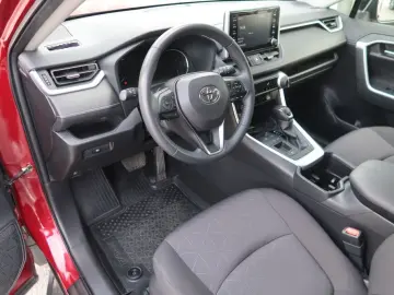 TOYOTA RAV 4 2.5 4x2 Hybrid Comfort  Standheizung  Sitz