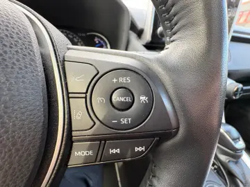 TOYOTA RAV4 Hybrid Team D AWD Allrad  Panorama  Technik