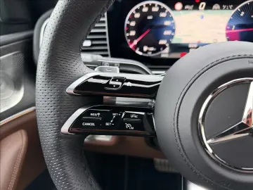 Mercedes-Benz GLS 450 d 4Matic AMG   Alu 22