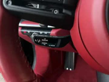 Porsche 992 (911) Carrera 4 GTS Cabriolet BOSE