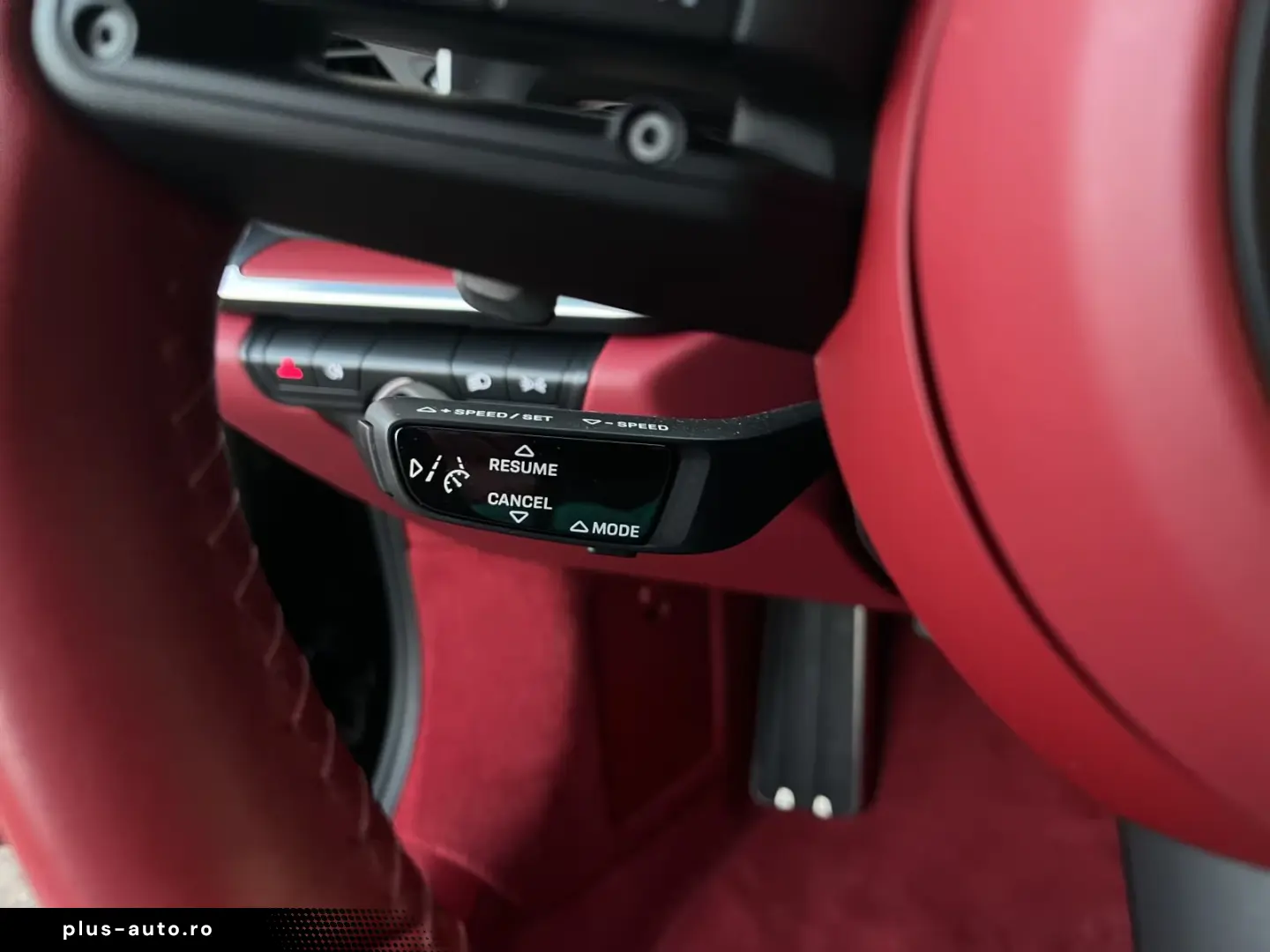 Porsche 992 (911) Carrera 4 GTS Cabriolet BOSE