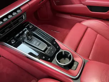 Porsche 992 (911) Carrera 4 GTS Cabriolet BOSE