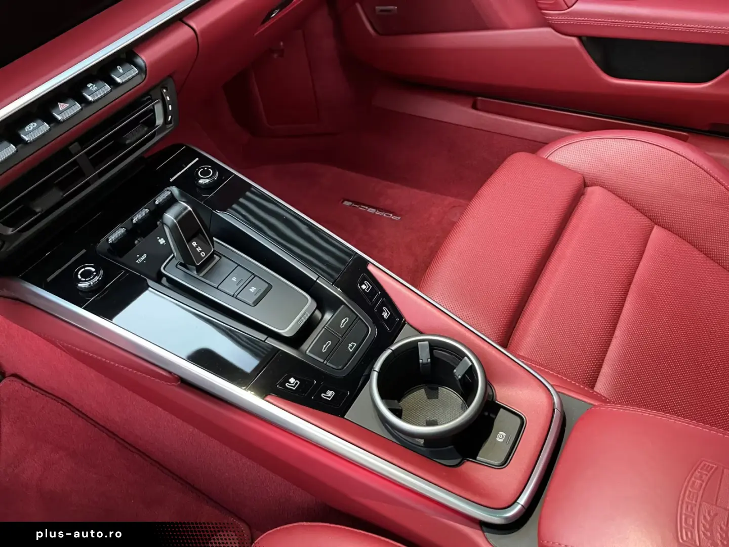 Porsche 992 (911) Carrera 4 GTS Cabriolet BOSE