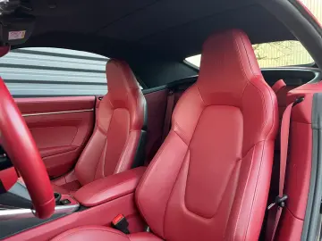 Porsche 992 (911) Carrera 4 GTS Cabriolet BOSE