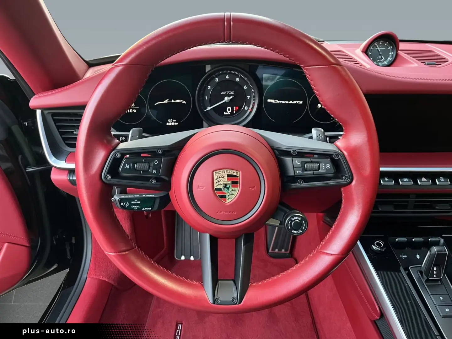 Porsche 992 (911) Carrera 4 GTS Cabriolet BOSE