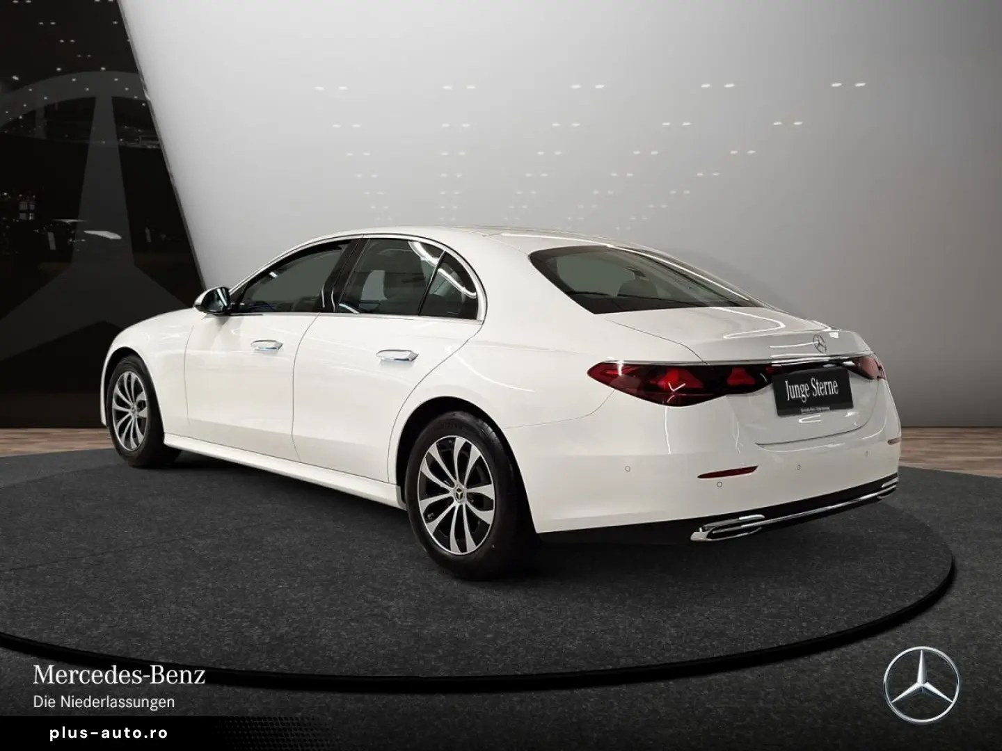 MERCEDES-BENZ E 200 Avantgarde Advanced AHK DISTRONI&hellip;