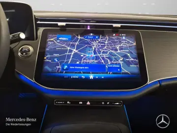 MERCEDES-BENZ E 200 Avantgarde Advanced AHK DISTRONI&hellip;