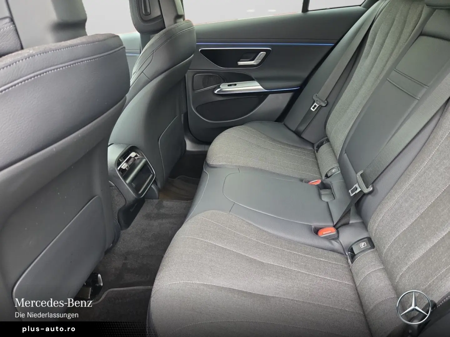 MERCEDES-BENZ E 200 Avantgarde Advanced Stdhzg HuD  18 DISTR