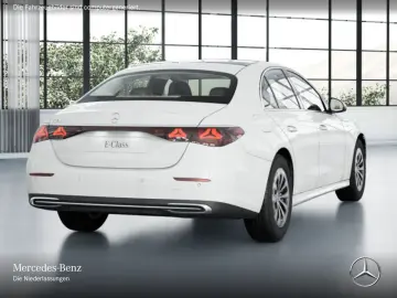 MERCEDES-BENZ E 200 AVANTGARDE Advanced  Pano Digital Light