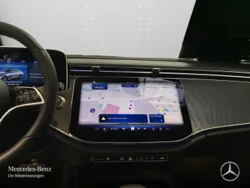 MERCEDES-BENZ E 200 Avantgarde Advanced  DISTRONIC 360  MBUX