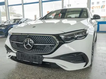 MERCEDES-BENZ E 200 AMG-Sport DIGITAL 360 Pano Night&hellip;