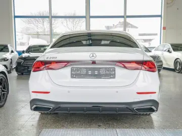 MERCEDES-BENZ E 200 AMG-Sport DIGITAL 360 Pano Night&hellip;