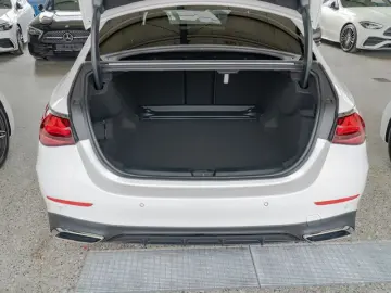 MERCEDES-BENZ E 200 AMG-Sport DIGITAL 360 Pano Night&hellip;