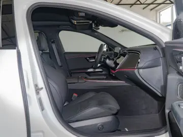 MERCEDES-BENZ E 200 AMG-Sport DIGITAL 360 Pano Night&hellip;