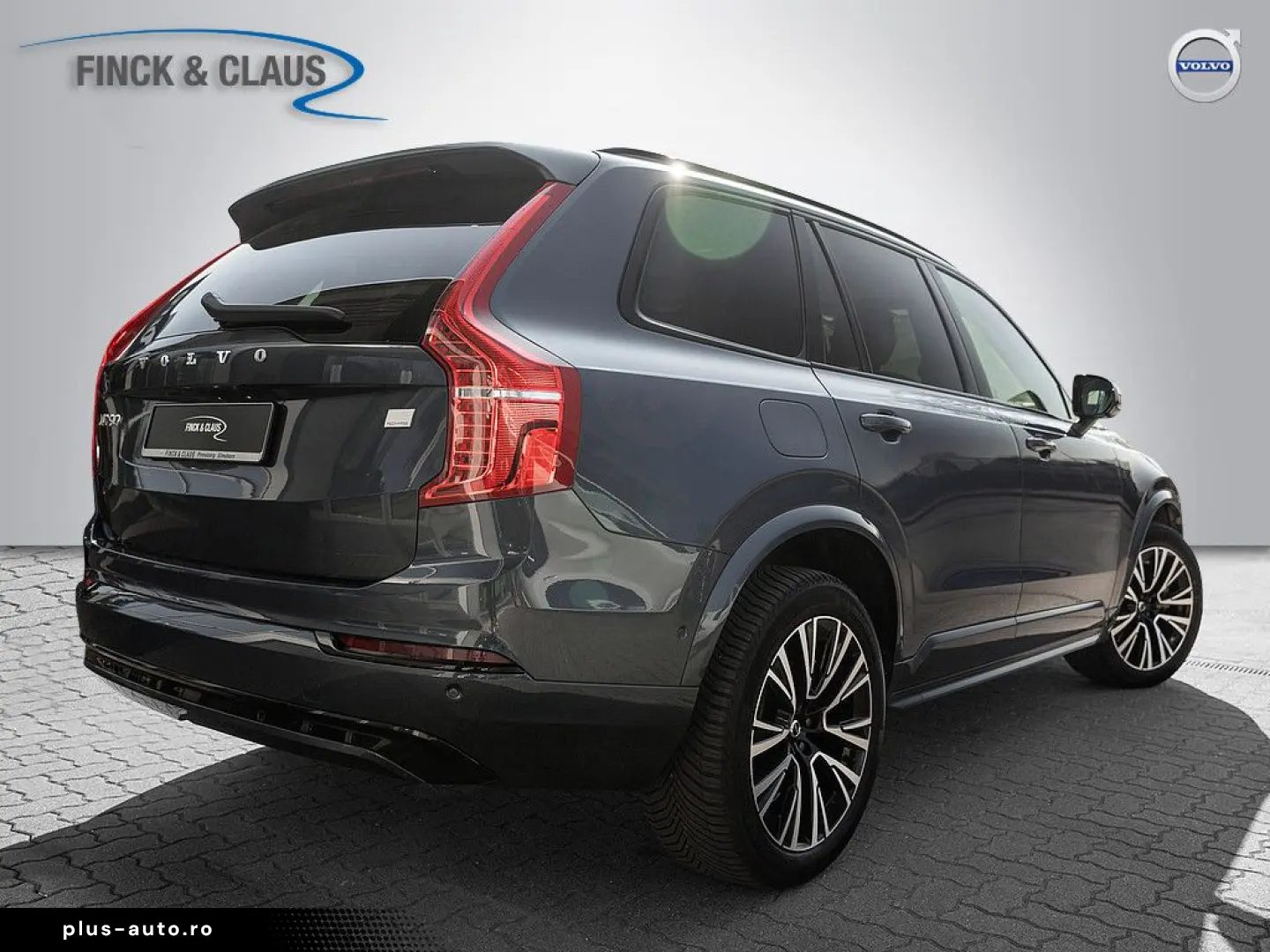 VOLVO XC90 T8 AWD Plus Dark
