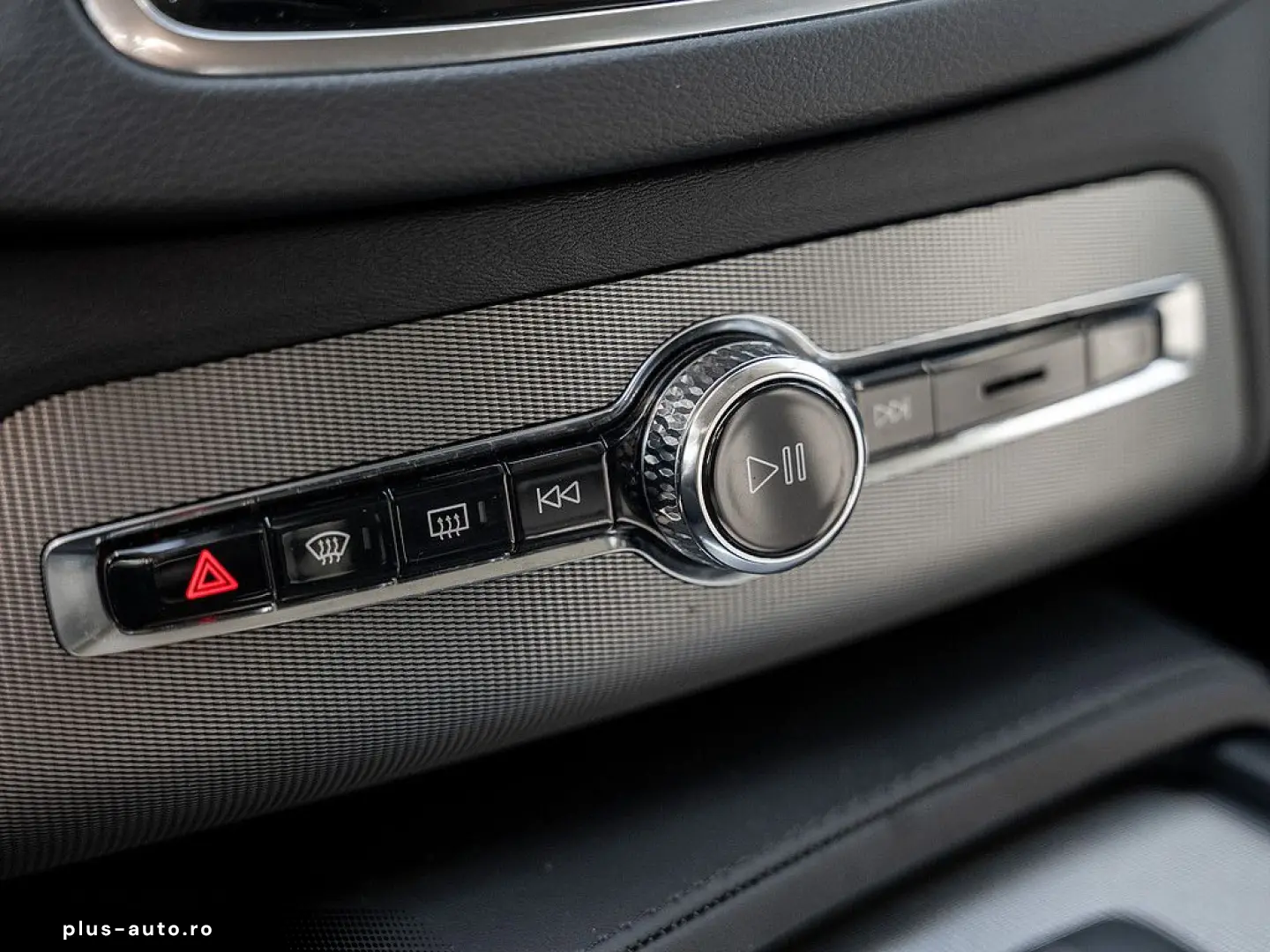 VOLVO XC90 T8 AWD Plus Dark