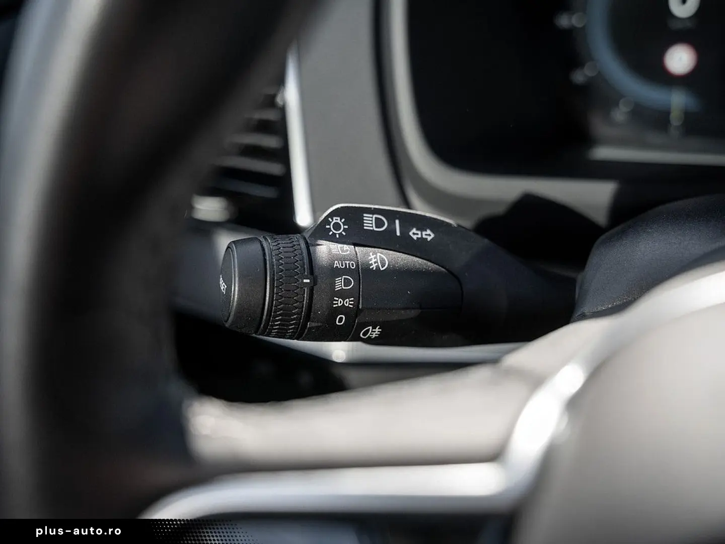 VOLVO XC90 T8 AWD Plus Dark