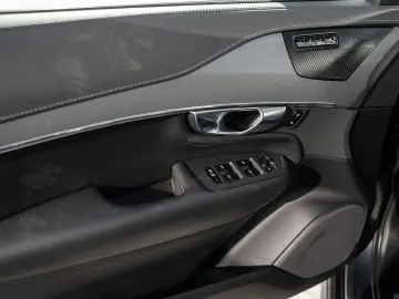 VOLVO XC90 T8 AWD Plus Dark