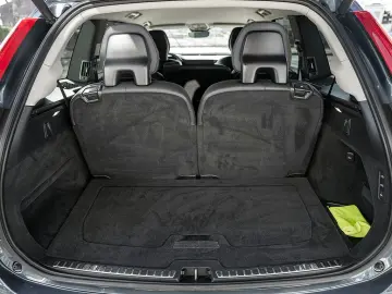 VOLVO XC90 T8 AWD Plus Dark