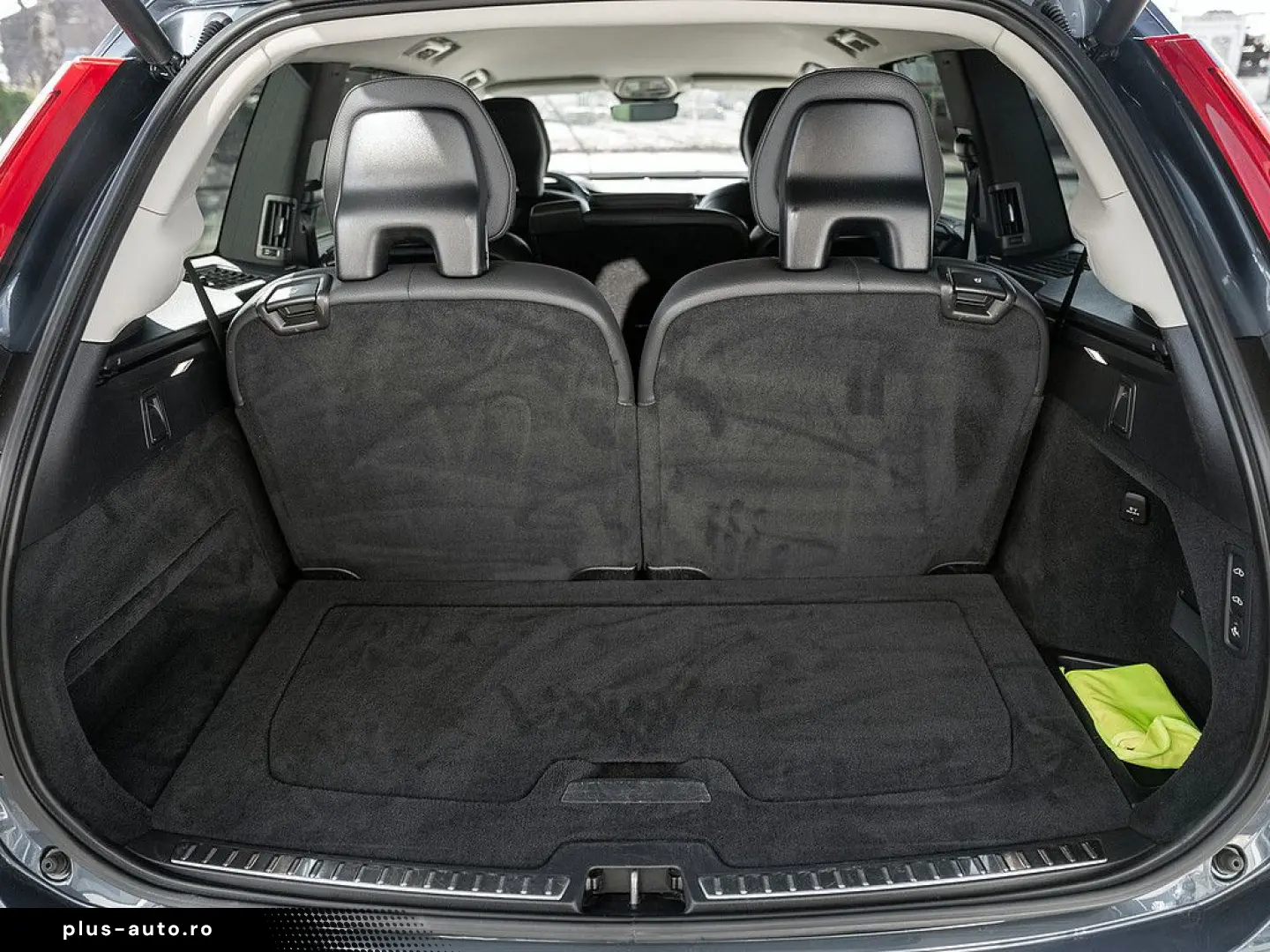 VOLVO XC90 T8 AWD Plus Dark